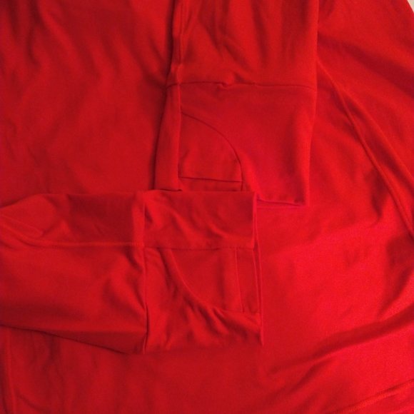 NWT! Fabletics Phoenix Run Electric Cherry Hoodie-Size M - Picture 11 of 12